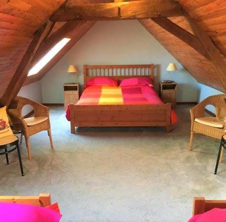 La Maison Tournesol - 3 Bedroom House With Large Garden Near Saumur Saint-Martin-de-la-Place Exterior photo